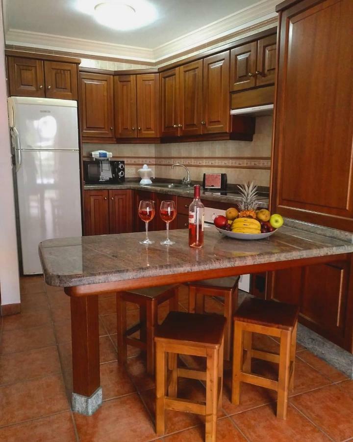 Apartamentos Isora 弗龙特拉 外观 照片
